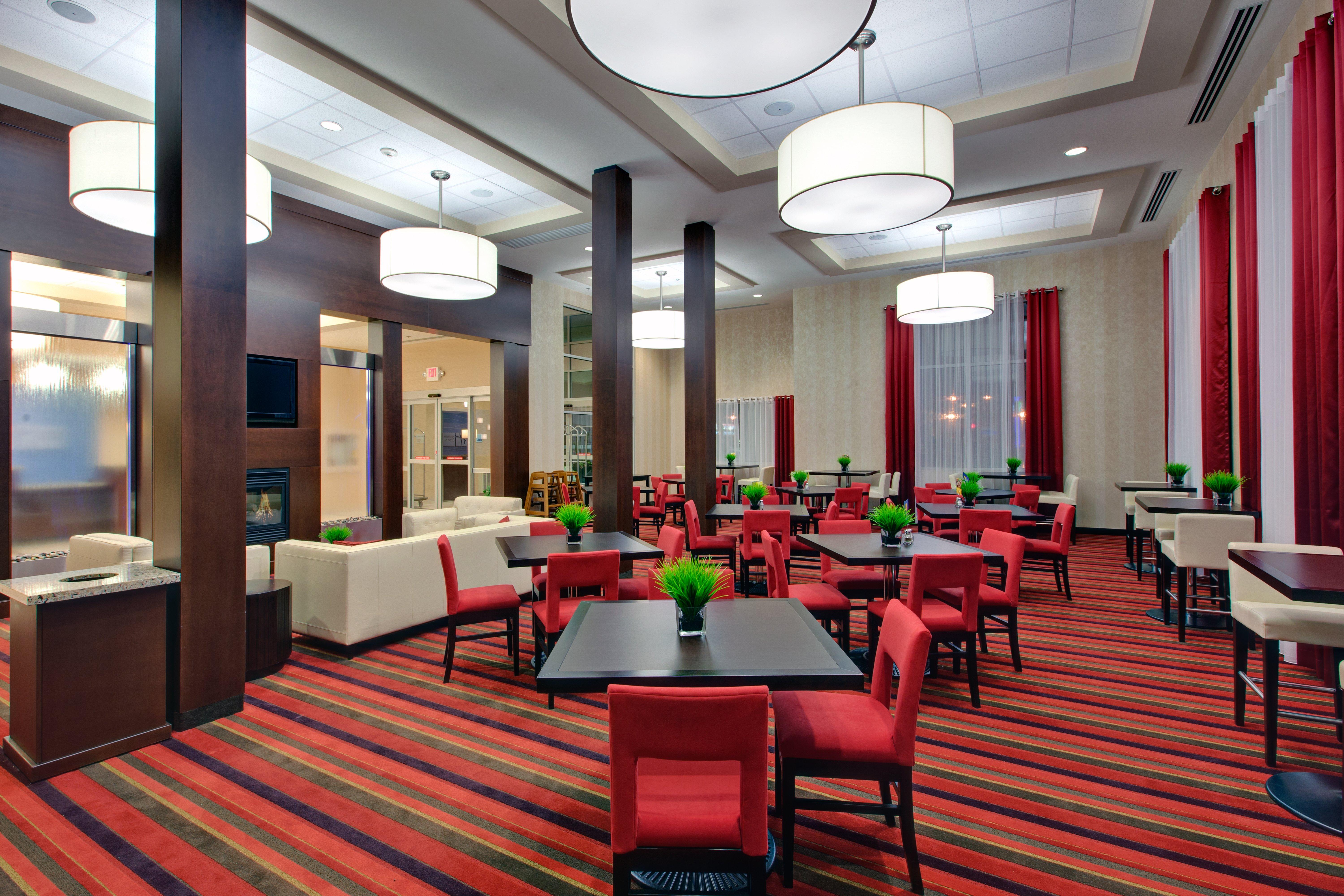 Holiday Inn Express Hotel & Suites Chatham South By Ihg Exteriér fotografie