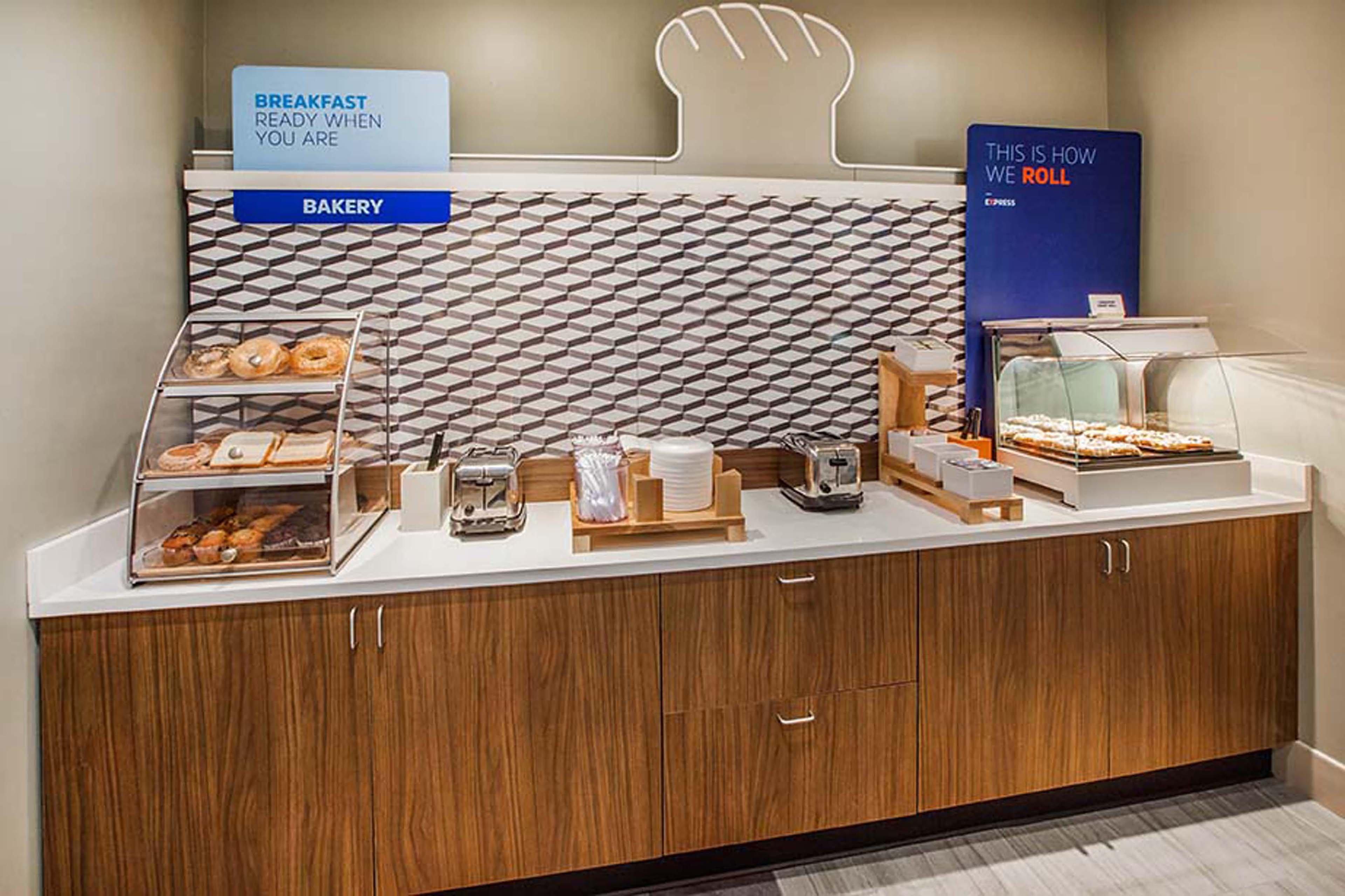 Holiday Inn Express Hotel & Suites Chatham South By Ihg Exteriér fotografie