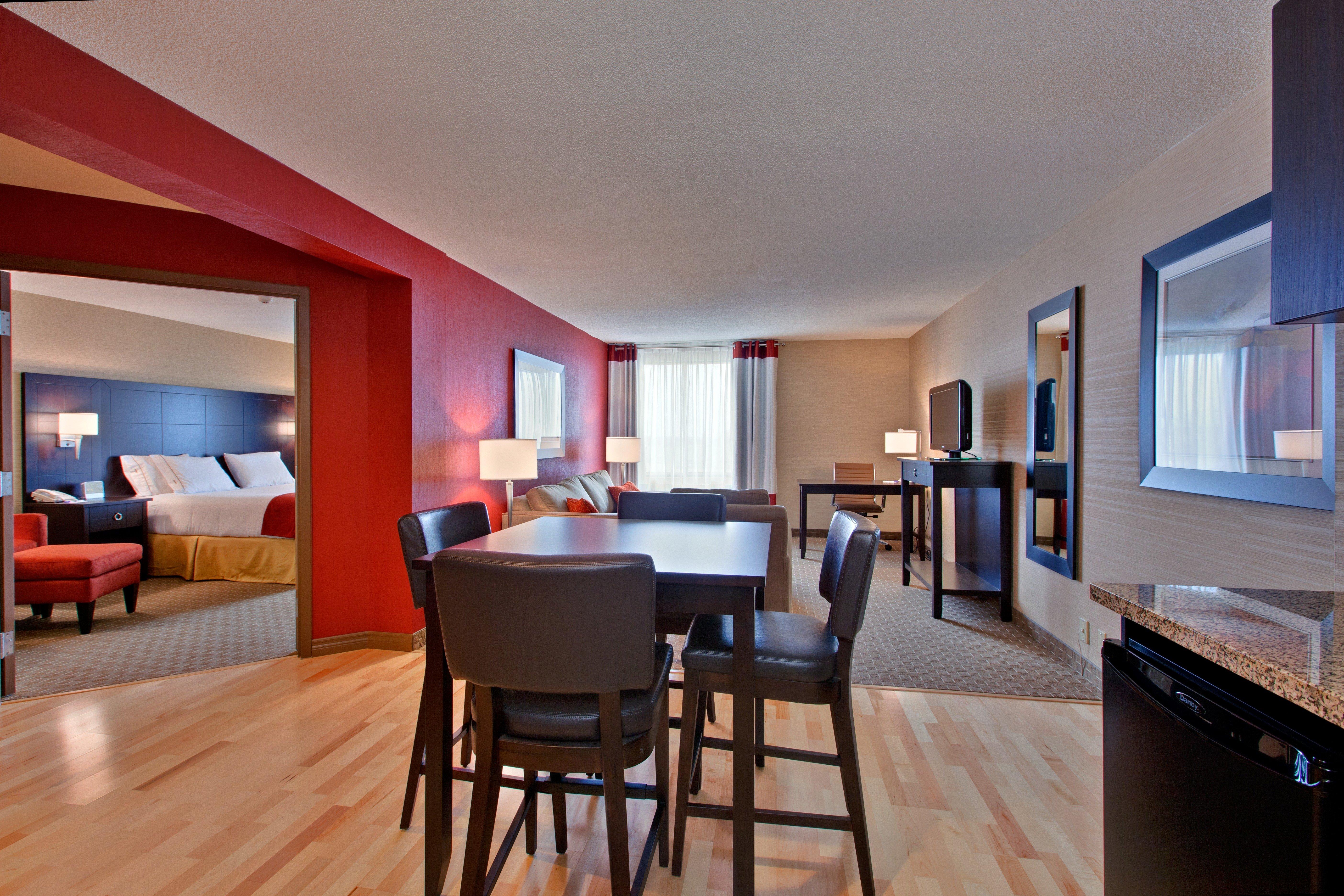 Holiday Inn Express Hotel & Suites Chatham South By Ihg Exteriér fotografie