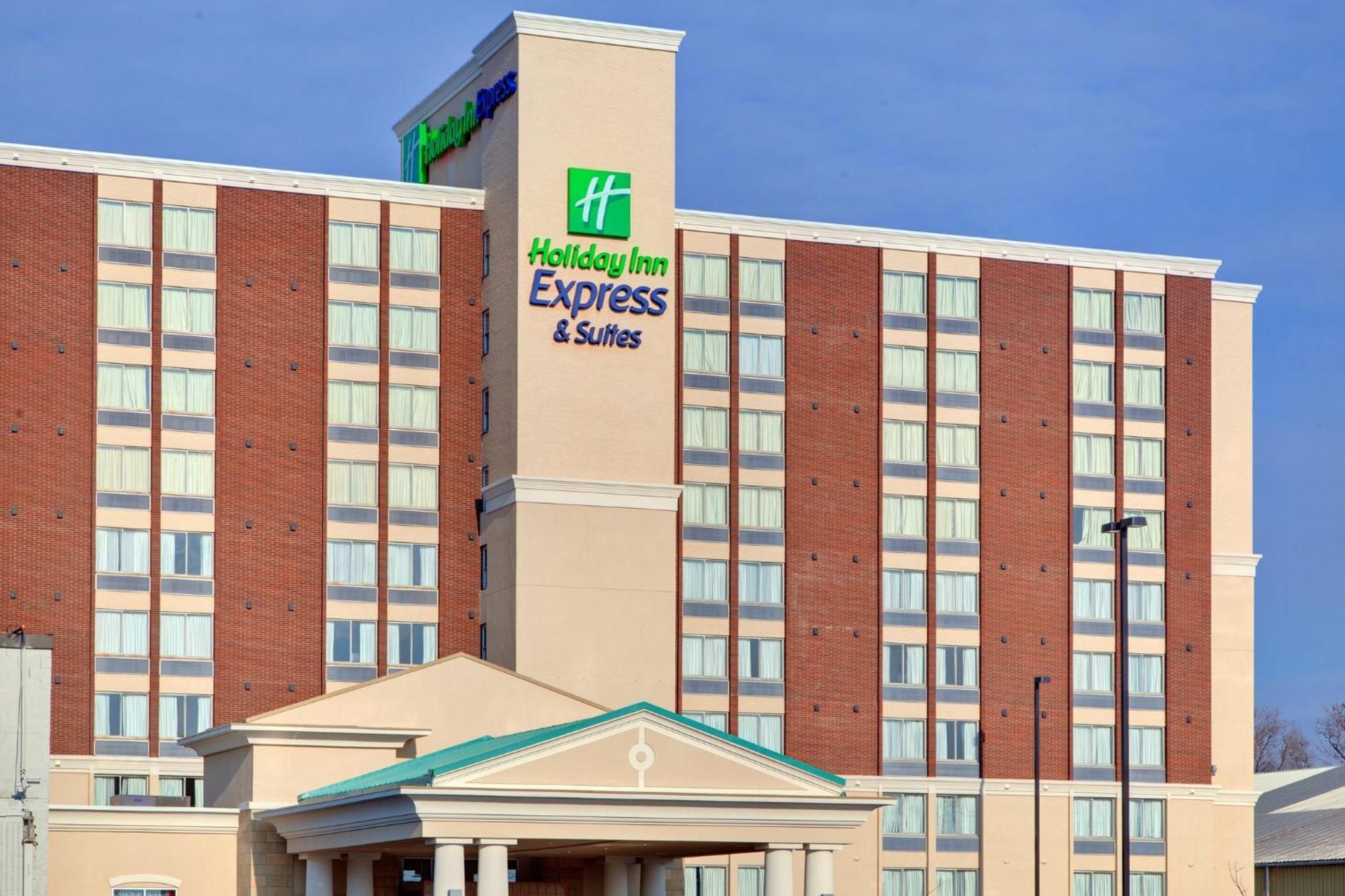 Holiday Inn Express Hotel & Suites Chatham South By Ihg Exteriér fotografie