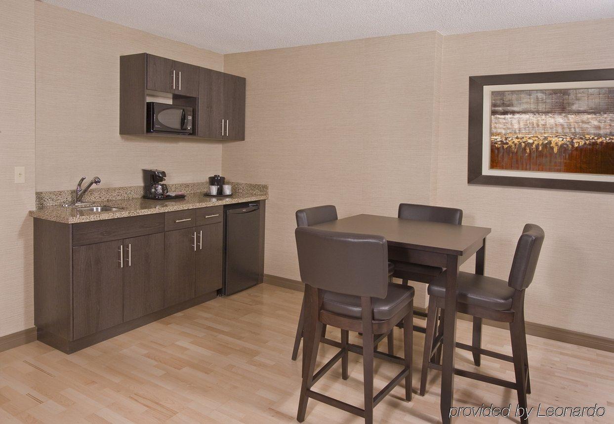 Holiday Inn Express Hotel & Suites Chatham South By Ihg Pokoj fotografie